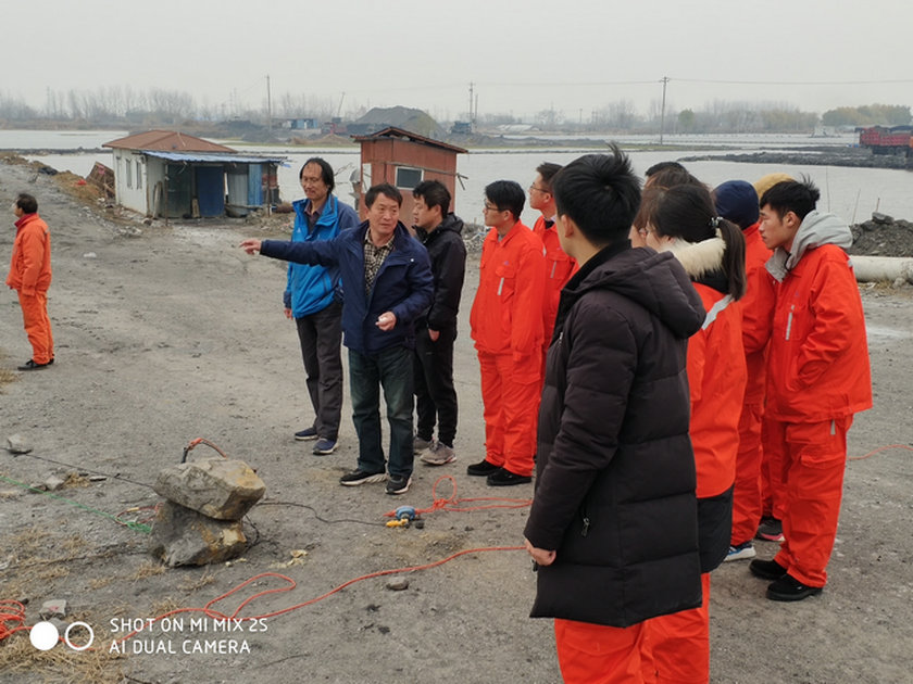 在淮南潘二煤矿精细三维地震勘探现场学习