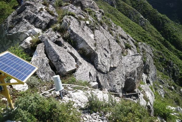 由美丽传说到地质灾害防治康定市郭达山崩塌的古与今